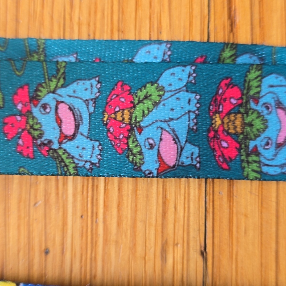 Pokemon, Pikachu & Venusaur, 2 Lanyard Set - Picture 6 of 14